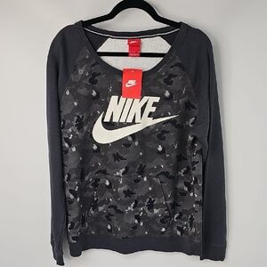 Nike Camoflage Scoopneck Sweatshirt w Front Pocket